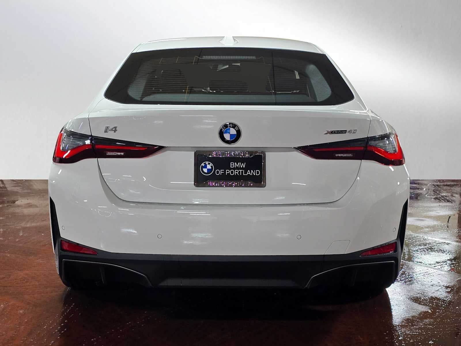 2026 BMW i4 xDrive40 xDrive40