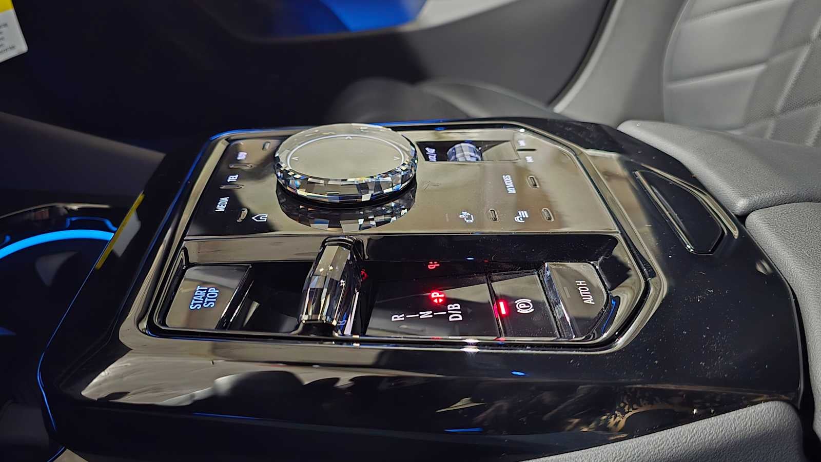2026 BMW i5 M60
