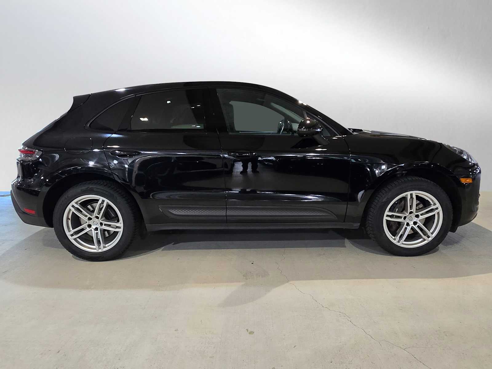 2024 Porsche Macan AWD