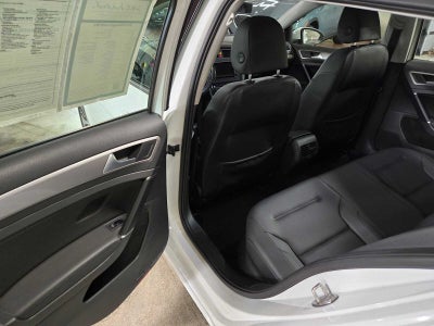 2015 Volkswagen e-Golf SEL Premium
