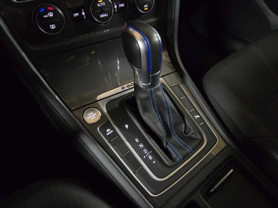 2015 Volkswagen e-Golf SEL Premium