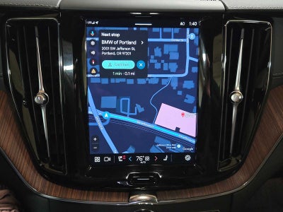 2023 Volvo XC60 Ultimate Dark Theme