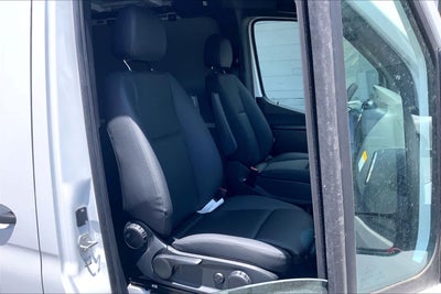 2026 Mercedes-Benz Sprinter Cargo 2500 Standard Roof I4 Diesel 144 RWD