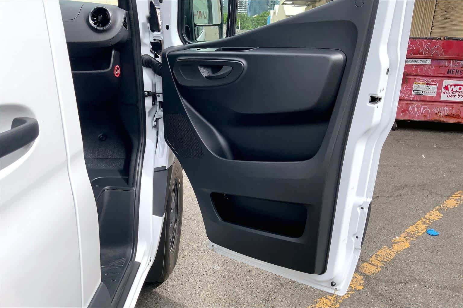 2026 Mercedes-Benz Sprinter 2500 High Roof I4 Diesel HO 144" RWD