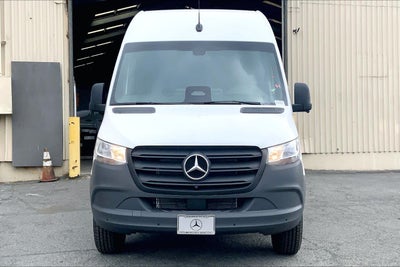 2026 Mercedes-Benz Sprinter 2500 High Roof I4 Diesel HO 144" RWD
