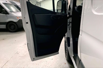 2025 Mercedes-Benz Sprinter Cargo Van 2500 Standard Roof I4 Diesel HO 144 RWD