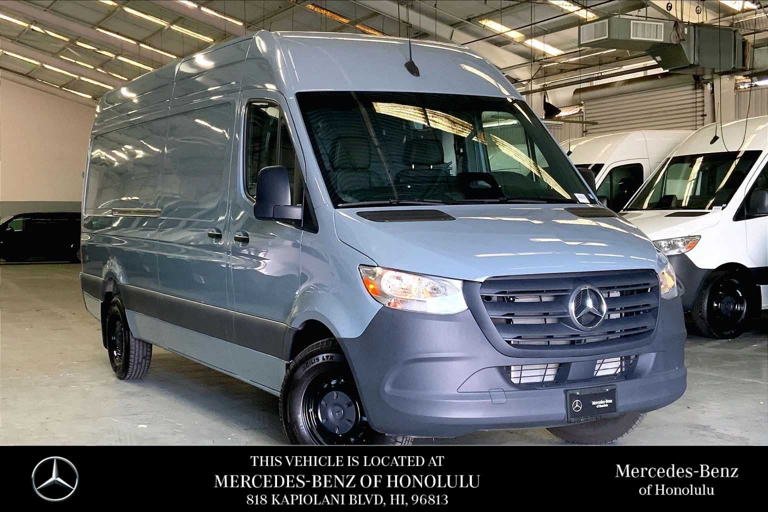 2025 Mercedes-Benz Sprinter Cargo Van 2500 High Roof I4 Diesel HO 170 RWD
