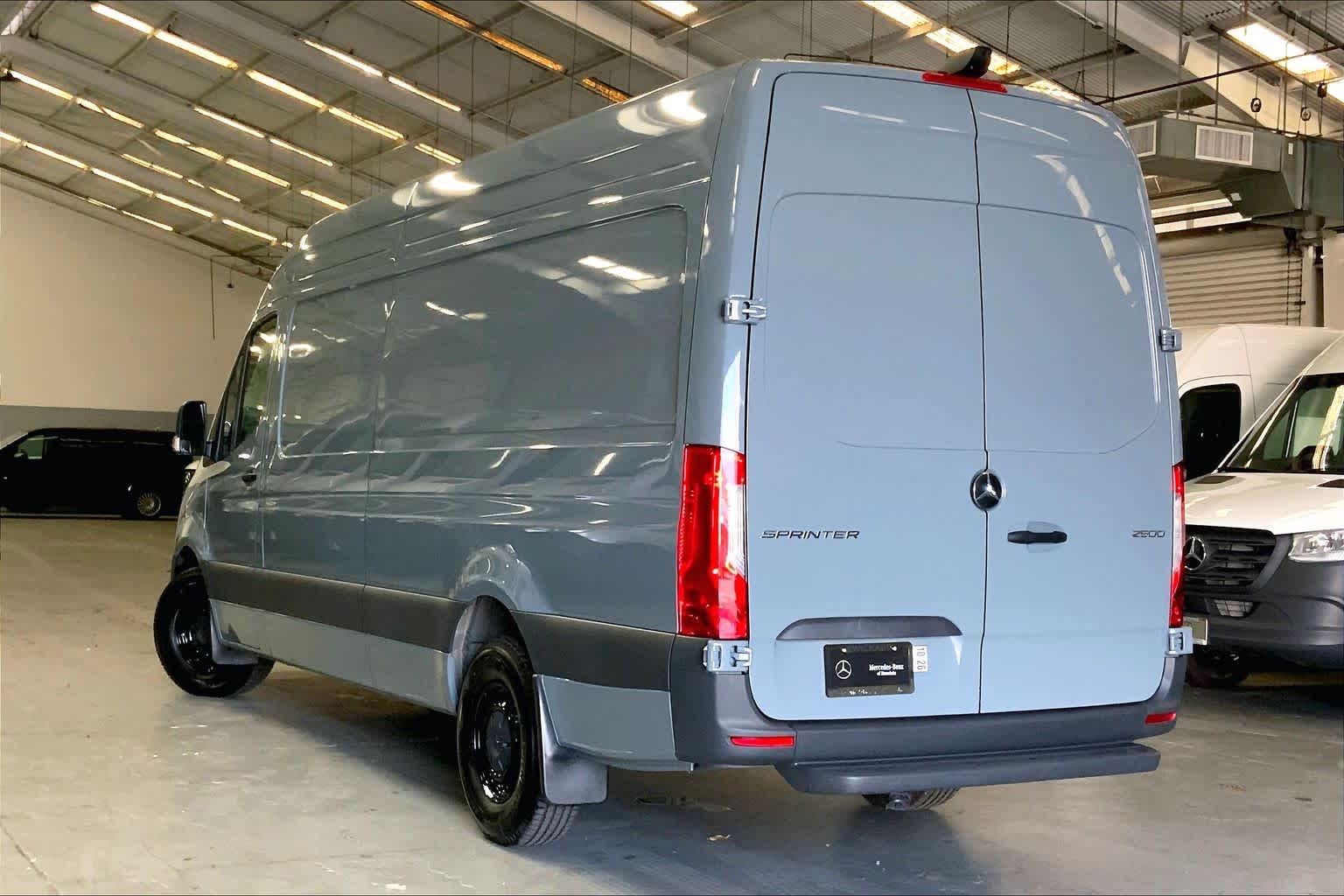 2025 Mercedes-Benz Sprinter Cargo Van 2500 High Roof I4 Diesel HO 170 RWD