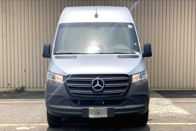 2025 Mercedes-Benz Sprinter Passenger Van 2500 Standard Roof I4 Diesel HO 144" RWD