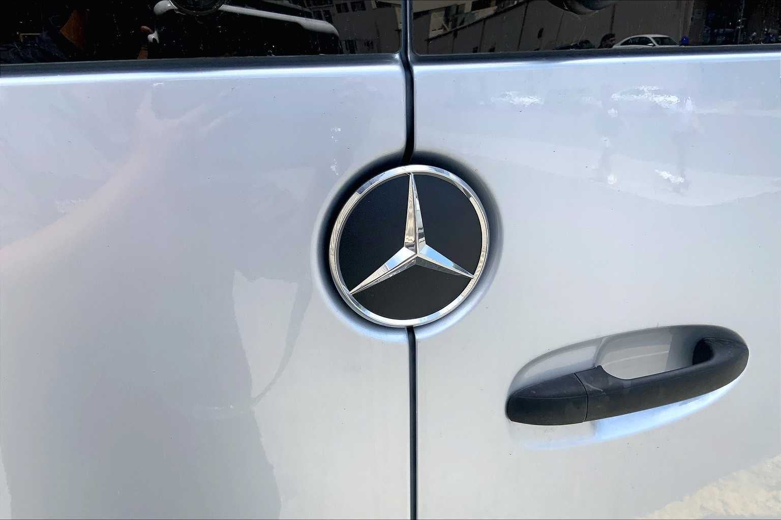 2025 Mercedes-Benz Sprinter Passenger Van 2500 High Roof I4 Diesel HO 144" RWD