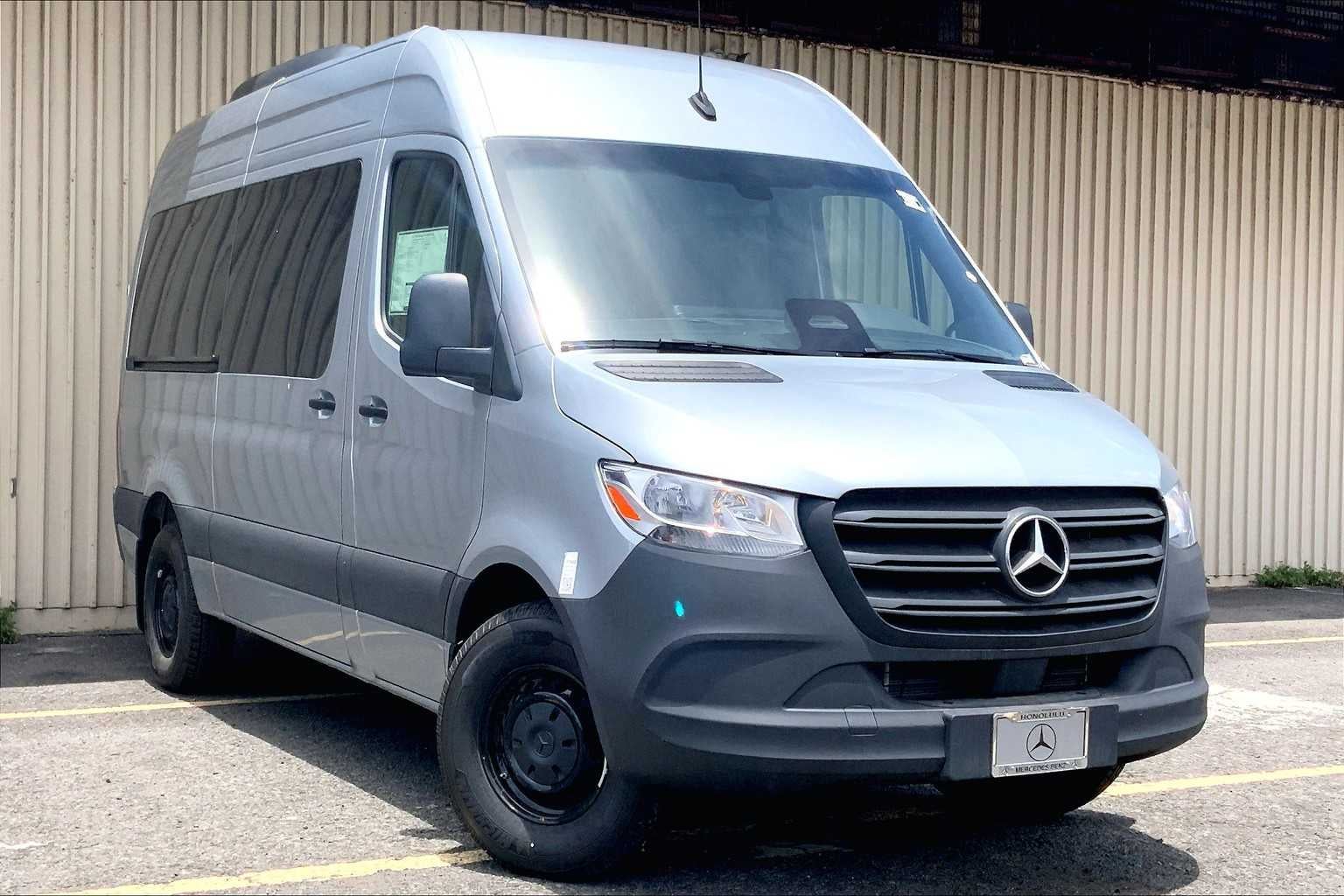 2025 Mercedes-Benz Sprinter Passenger Van 2500 High Roof I4 Diesel HO 144" RWD