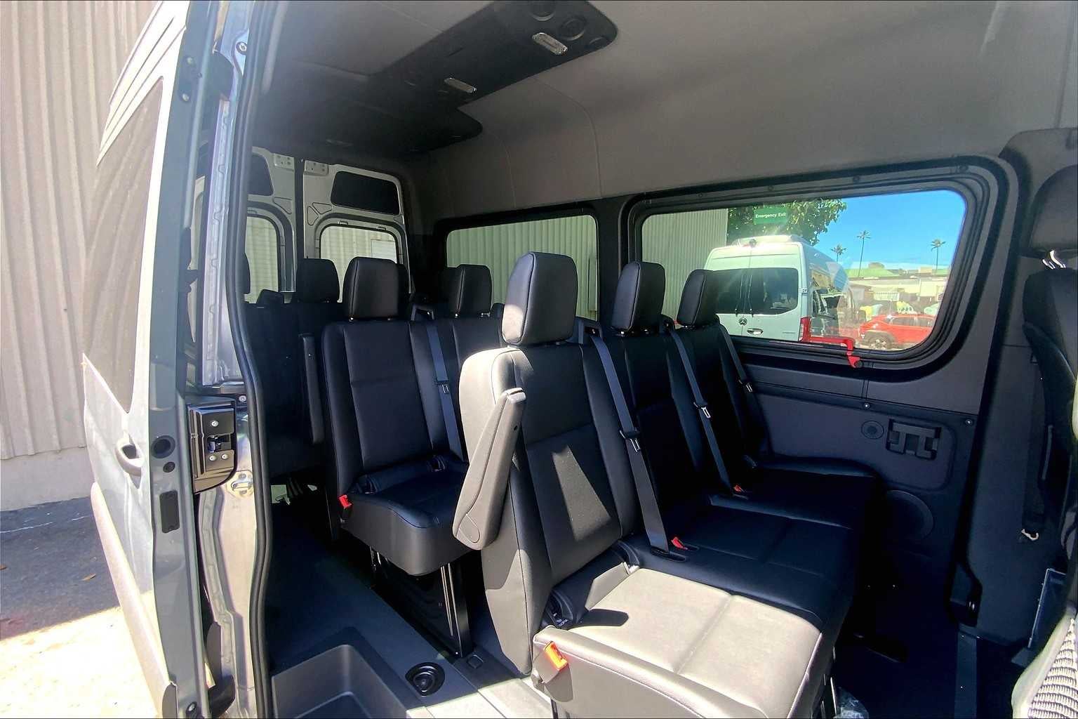 2025 Mercedes-Benz Sprinter Passenger Van 2500 Standard Roof I4 Diesel HO 144 RWD