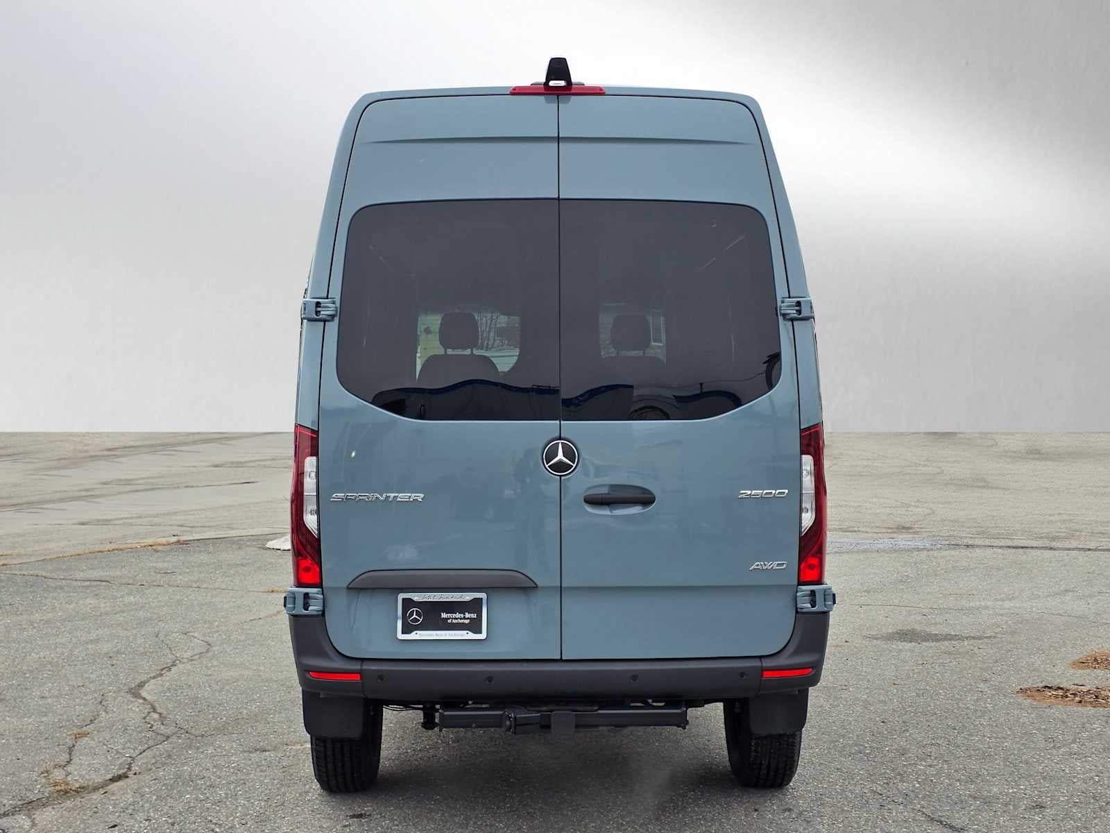 2026 Mercedes-Benz Sprinter Crew Van 2500 Standard Roof I4 Diesel HO 144 AWD