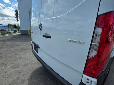 2026 Mercedes-Benz Sprinter 2500 Standard Roof I4 Diesel HO 144 RWD