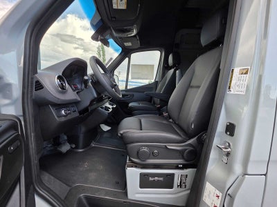 2025 Mercedes-Benz Sprinter Cargo Van 2500 Standard Roof I4 Diesel HO 144 AWD