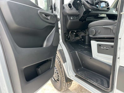 2025 Mercedes-Benz Sprinter Cargo Van 2500 Standard Roof I4 Diesel HO 144" AWD