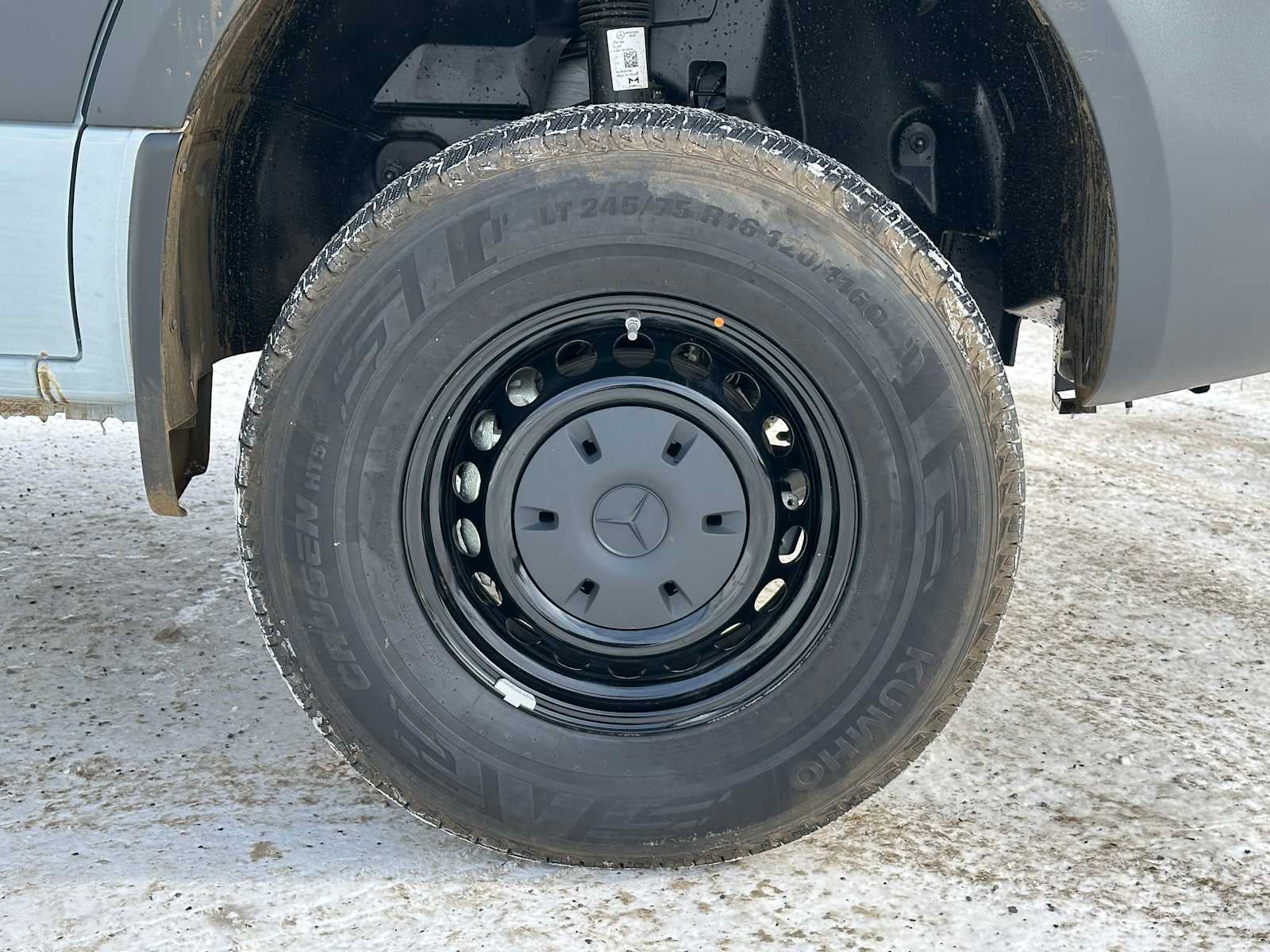 2025 Mercedes-Benz Sprinter Cargo Van 2500 Standard Roof I4 Diesel HO 144" AWD