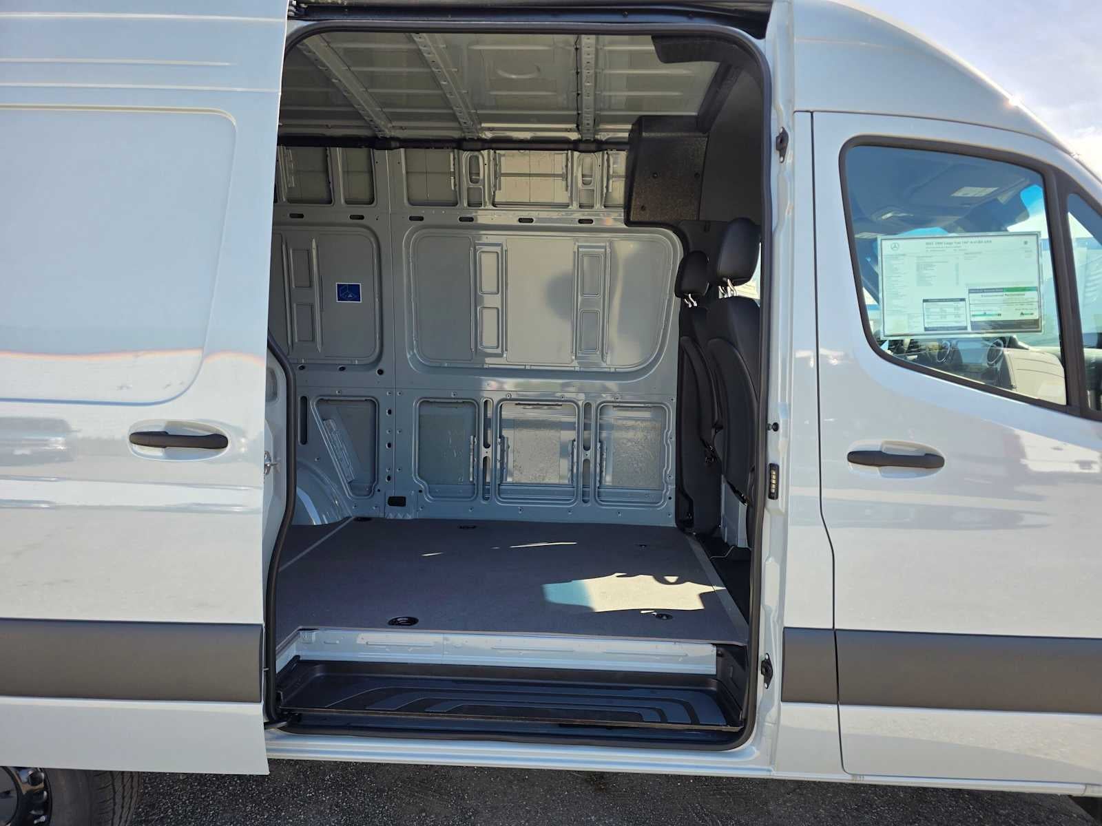 2025 Mercedes-Benz Sprinter Cargo Van 2500 Standard Roof I4 Diesel HO 144 AWD