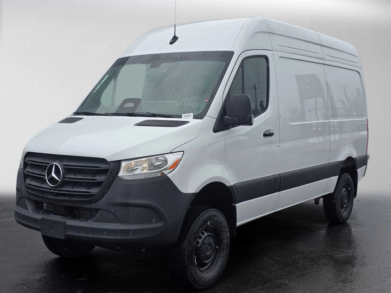 2025 Mercedes-Benz Sprinter Cargo Van 2500 Standard Roof I4 Diesel HO 144 AWD