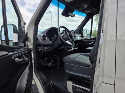 2026 Mercedes-Benz Sprinter 2500 Standard Roof I4 Diesel HO 144 AWD