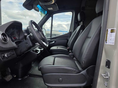 2026 Mercedes-Benz Sprinter 2500 Standard Roof I4 Diesel HO 144 AWD