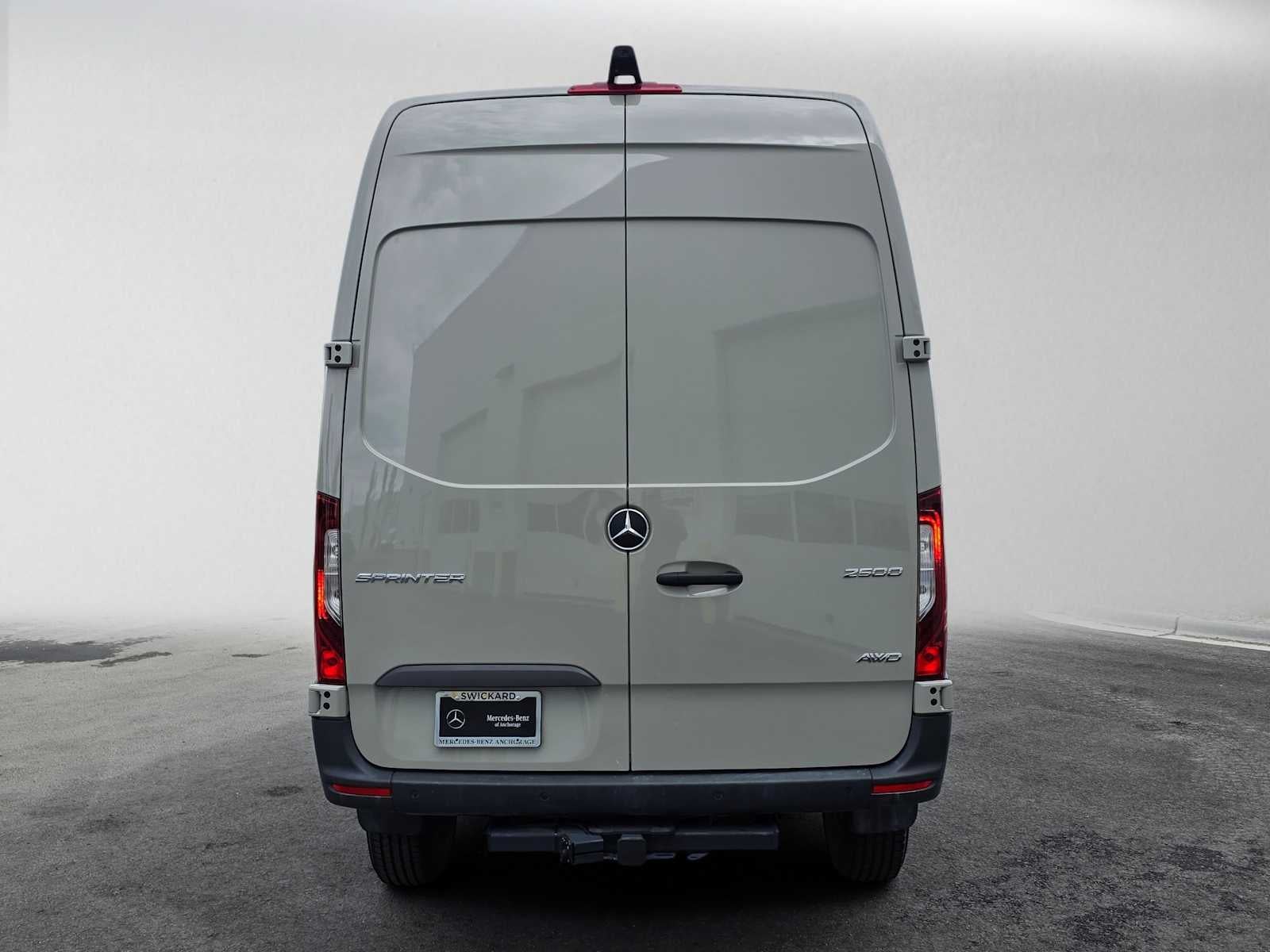 2026 Mercedes-Benz Sprinter 2500 Standard Roof I4 Diesel HO 144 AWD