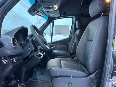 2026 Mercedes-Benz Sprinter 2500 Standard Roof I4 Diesel HO 144" AWD