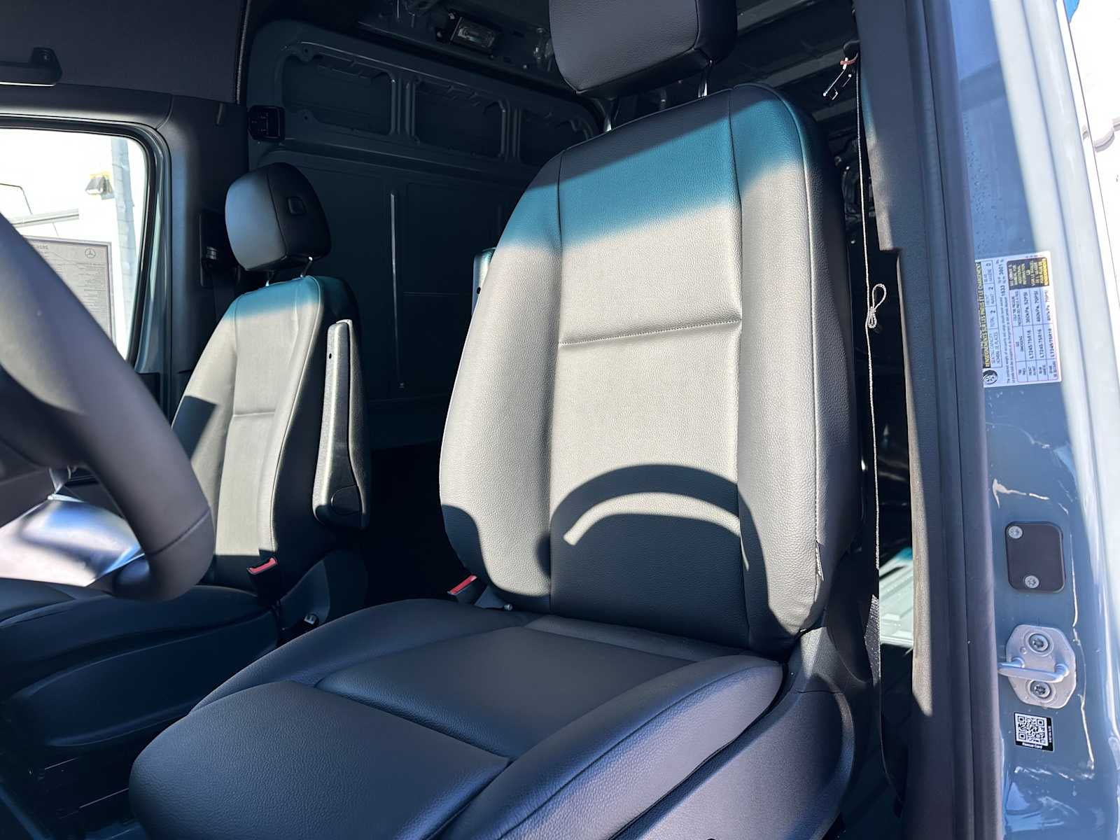 2026 Mercedes-Benz Sprinter 2500 Standard Roof I4 Diesel HO 144 AWD