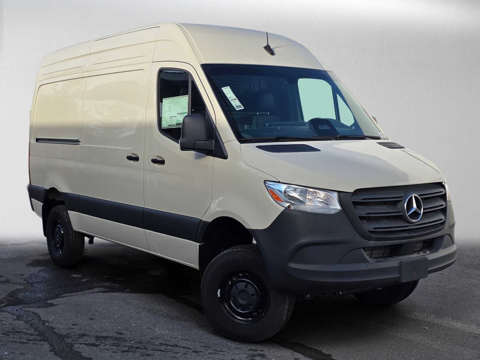 2025 Mercedes-Benz Sprinter Cargo Van Base