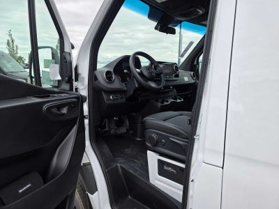 2025 Mercedes-Benz Sprinter Cargo Van 2500 Standard Roof I4 Diesel HO 144 AWD