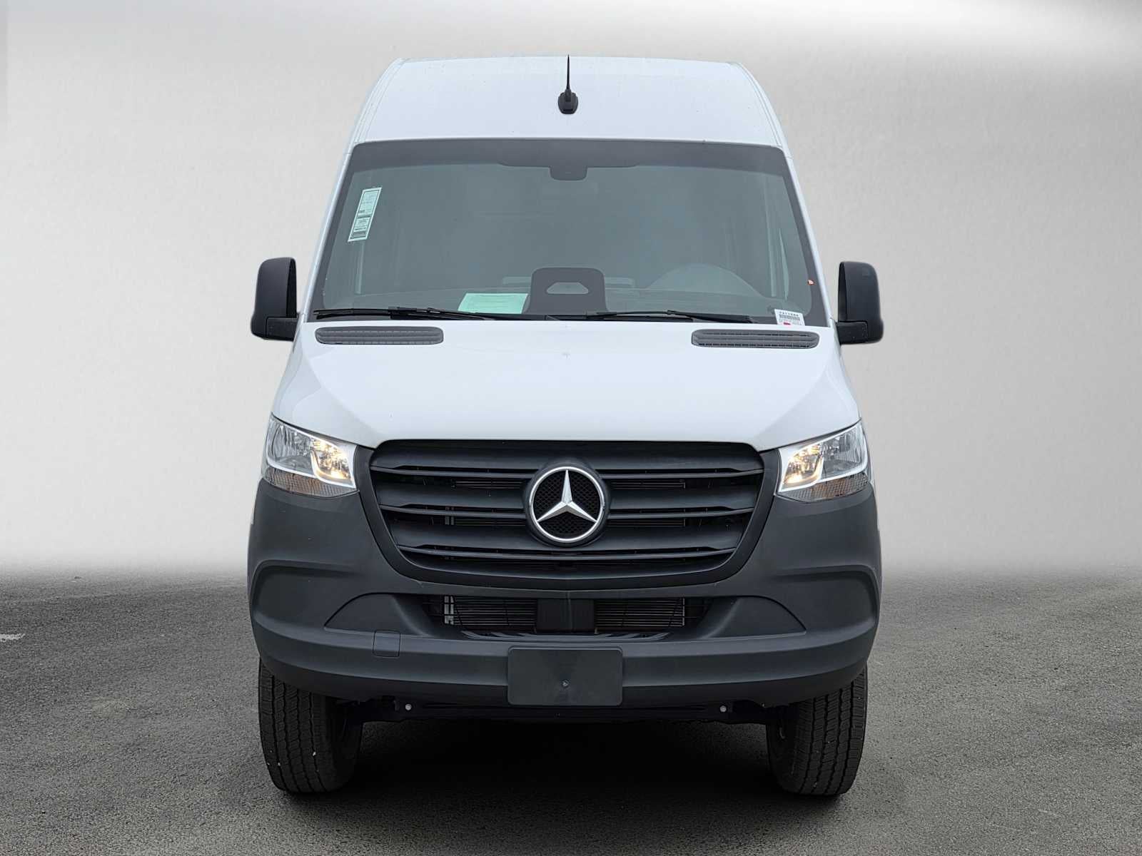 2025 Mercedes-Benz Sprinter Cargo Van 2500 Standard Roof I4 Diesel HO 144 AWD