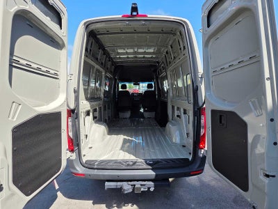 2026 Mercedes-Benz Sprinter 2500 Standard Roof I4 Diesel HO 144 AWD