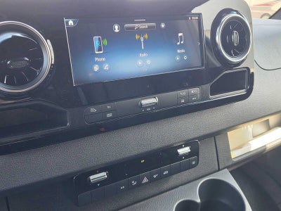 2026 Mercedes-Benz Sprinter 2500 Standard Roof I4 Diesel HO 144 AWD