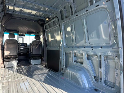 2026 Mercedes-Benz Sprinter 2500 Standard Roof I4 Diesel HO 144 AWD