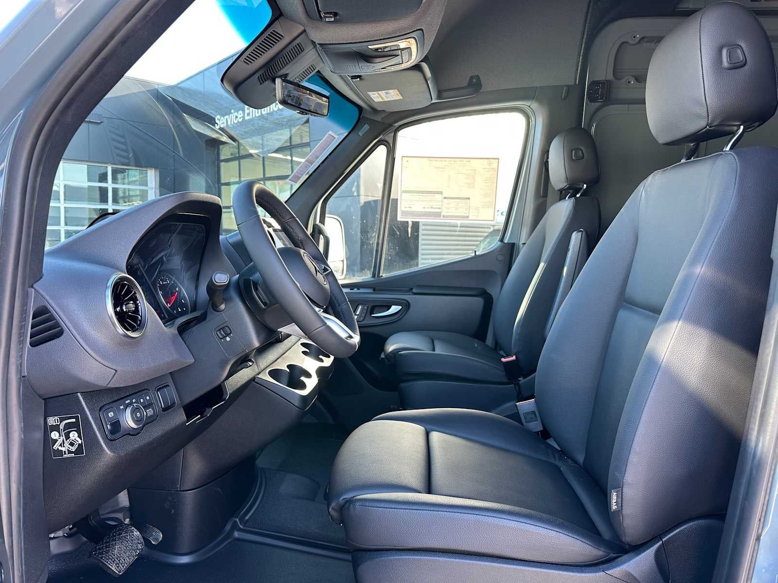 2026 Mercedes-Benz Sprinter 2500 Standard Roof I4 Diesel HO 144 AWD