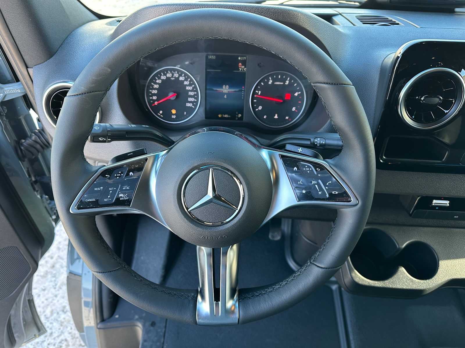 2026 Mercedes-Benz Sprinter 2500 Standard Roof I4 Diesel HO 144 AWD