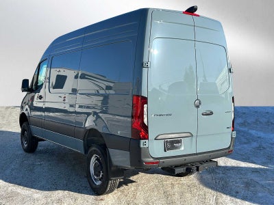 2026 Mercedes-Benz Sprinter 2500 Standard Roof I4 Diesel HO 144 AWD