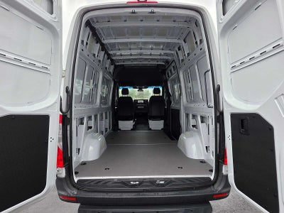 2025 Mercedes-Benz Sprinter Cargo Van 2500 Standard Roof I4 Diesel HO 144 AWD