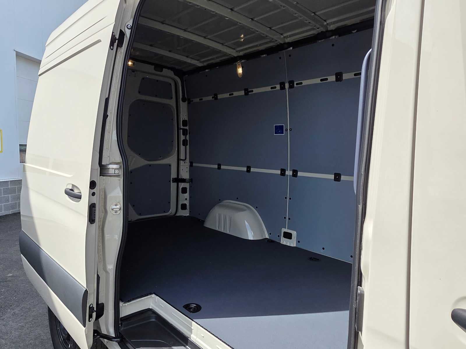 2025 Mercedes-Benz Sprinter Cargo Van 2500 Standard Roof I4 Diesel HO 144 AWD