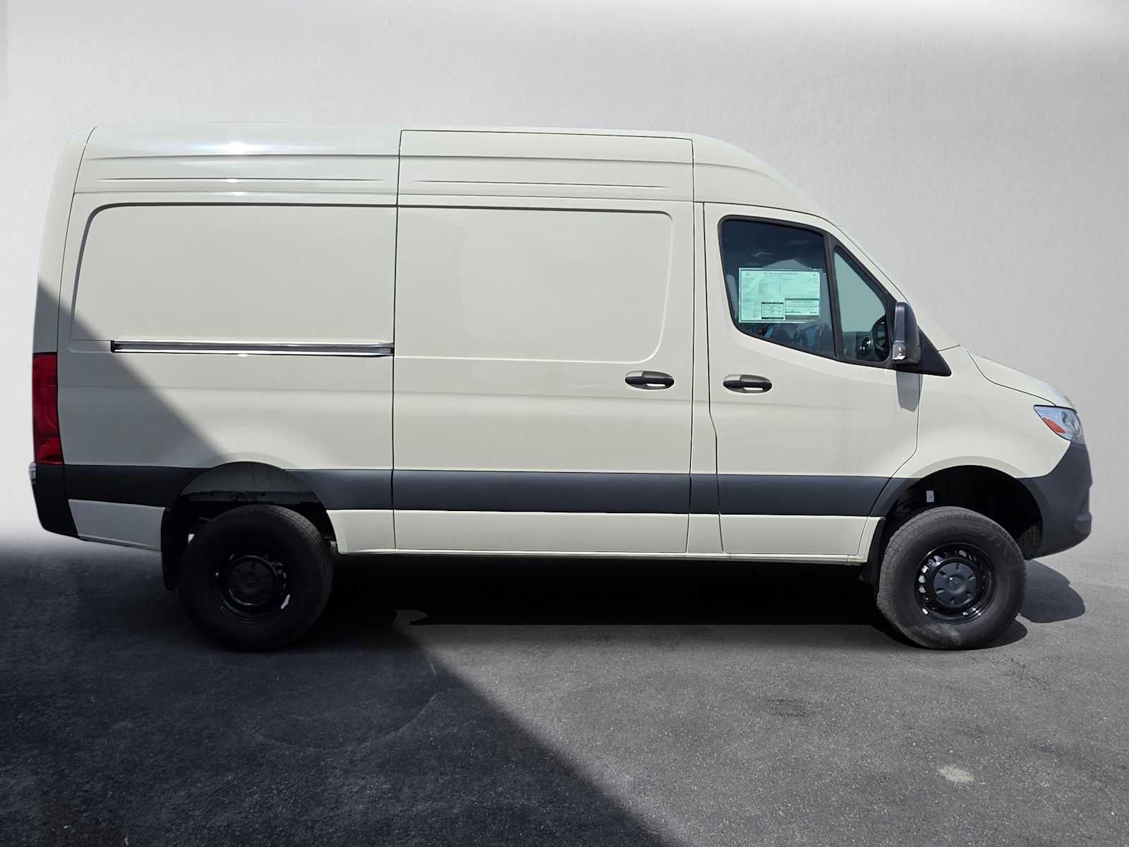 2025 Mercedes-Benz Sprinter Cargo Van 2500 Standard Roof I4 Diesel HO 144 AWD