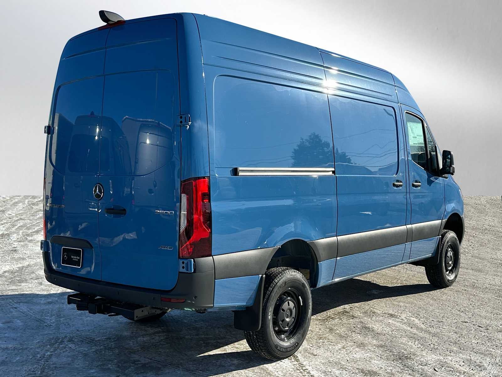 2026 Mercedes-Benz Sprinter 2500 Standard Roof I4 Diesel HO 144 AWD