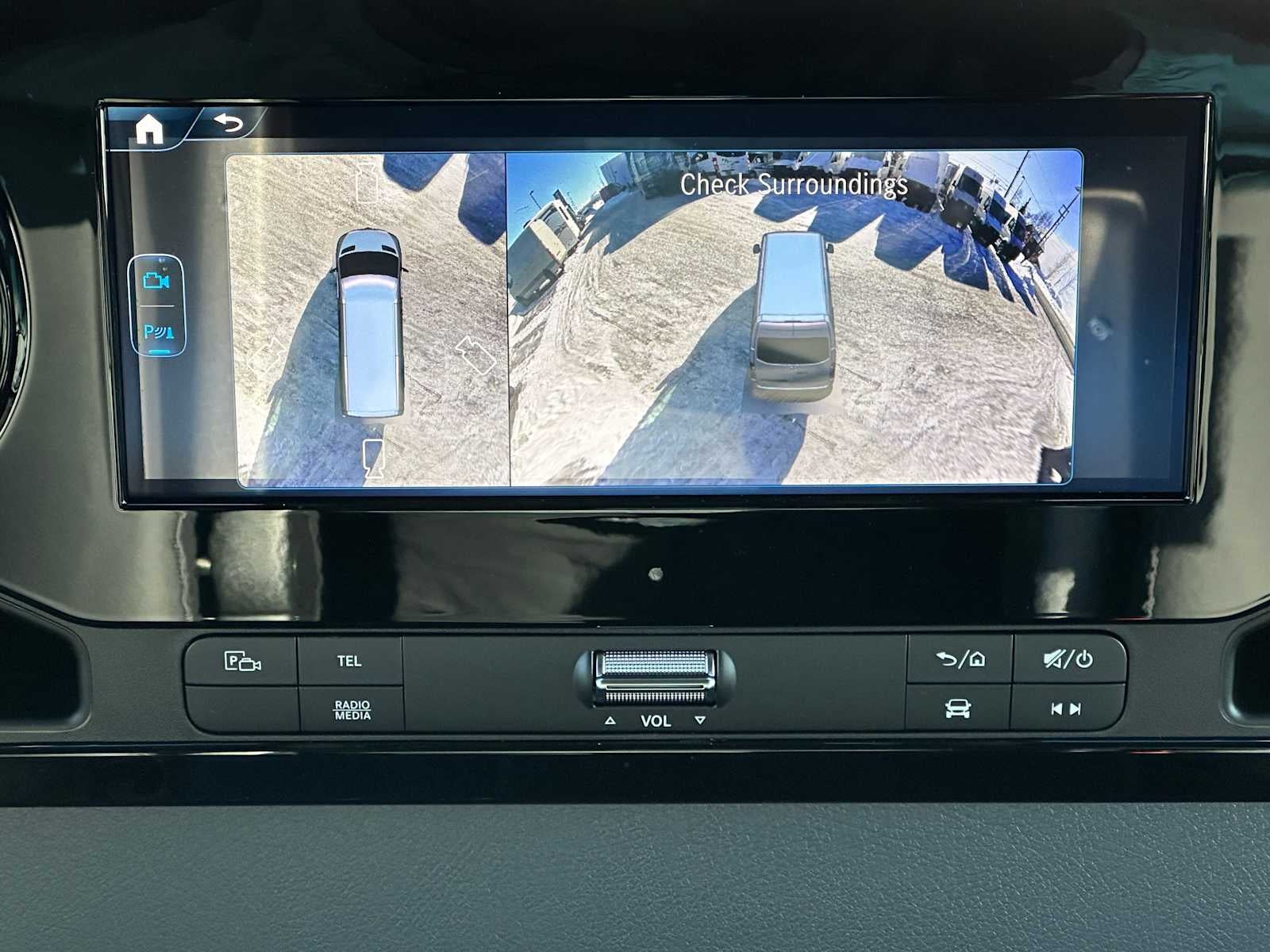 2026 Mercedes-Benz Sprinter 2500 Standard Roof I4 Diesel HO 144 AWD