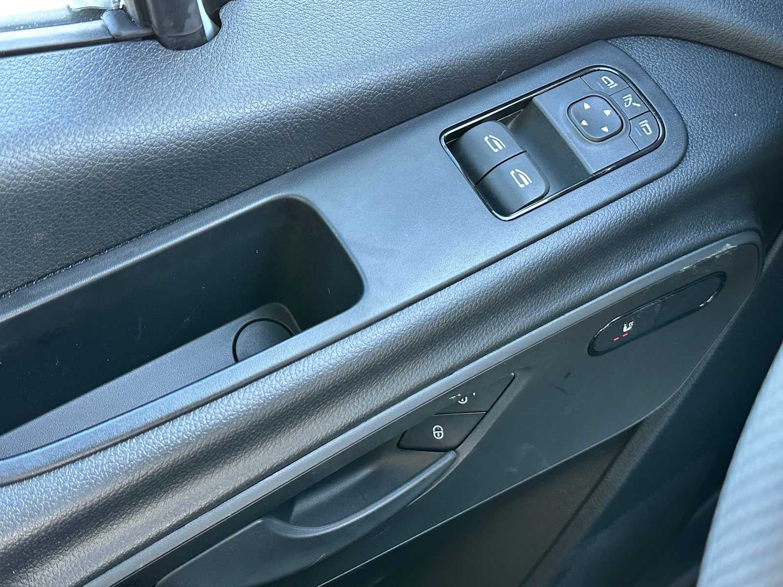 2025 Mercedes-Benz Sprinter Cargo Van 2500 Standard Roof I4 Diesel HO 144" AWD