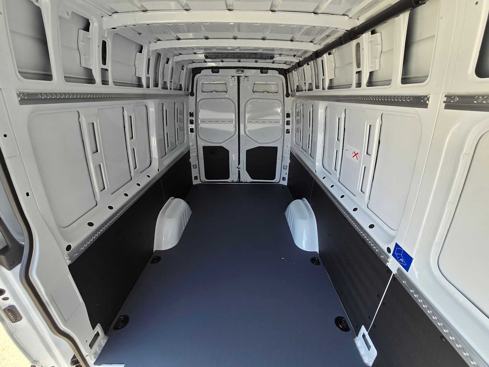 2024 Mercedes-Benz Sprinter Cargo Van 2500 High Roof I4 Diesel HO 170 RWD