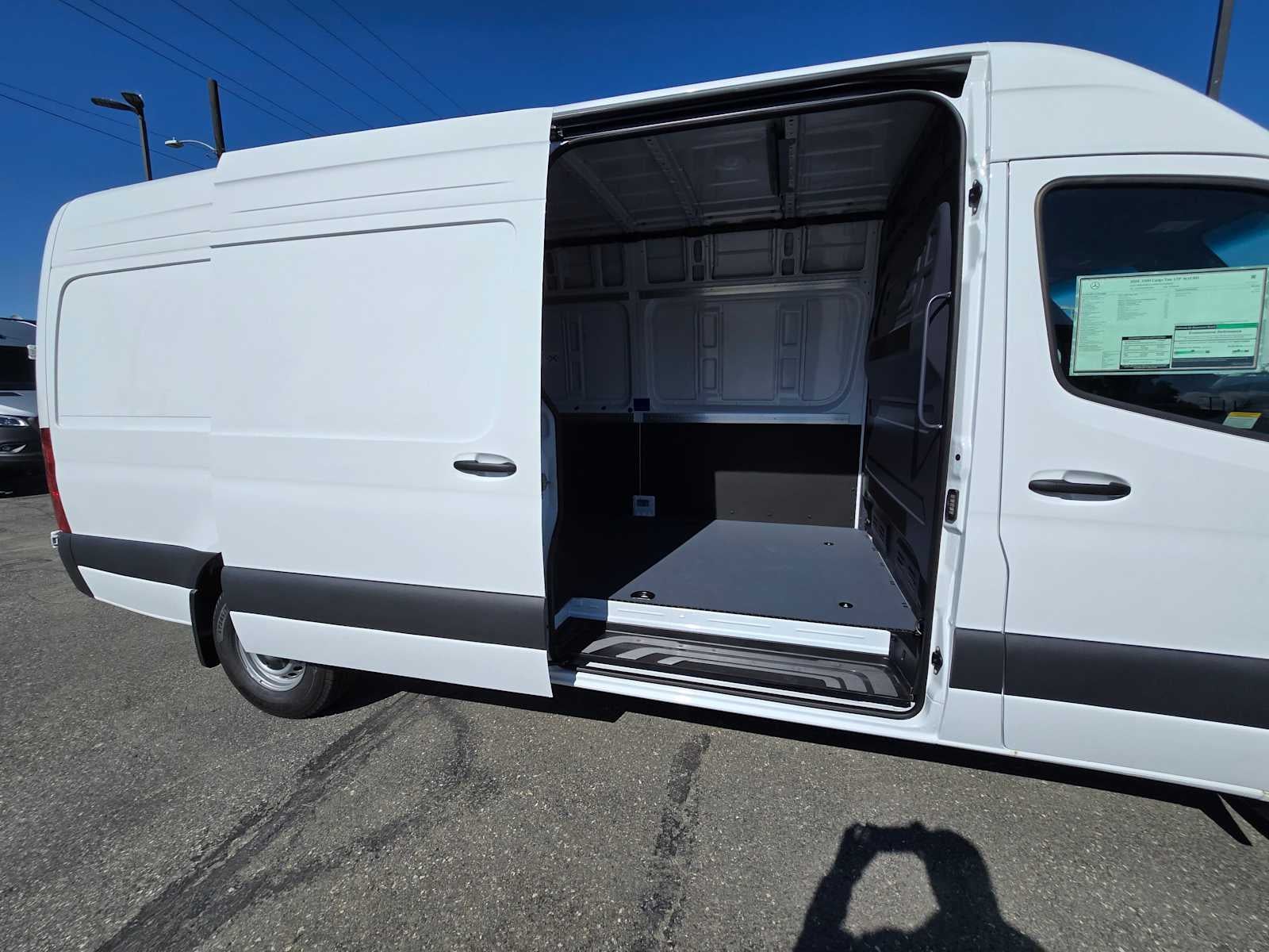2024 Mercedes-Benz Sprinter Cargo Van 2500 High Roof I4 Diesel HO 170 RWD
