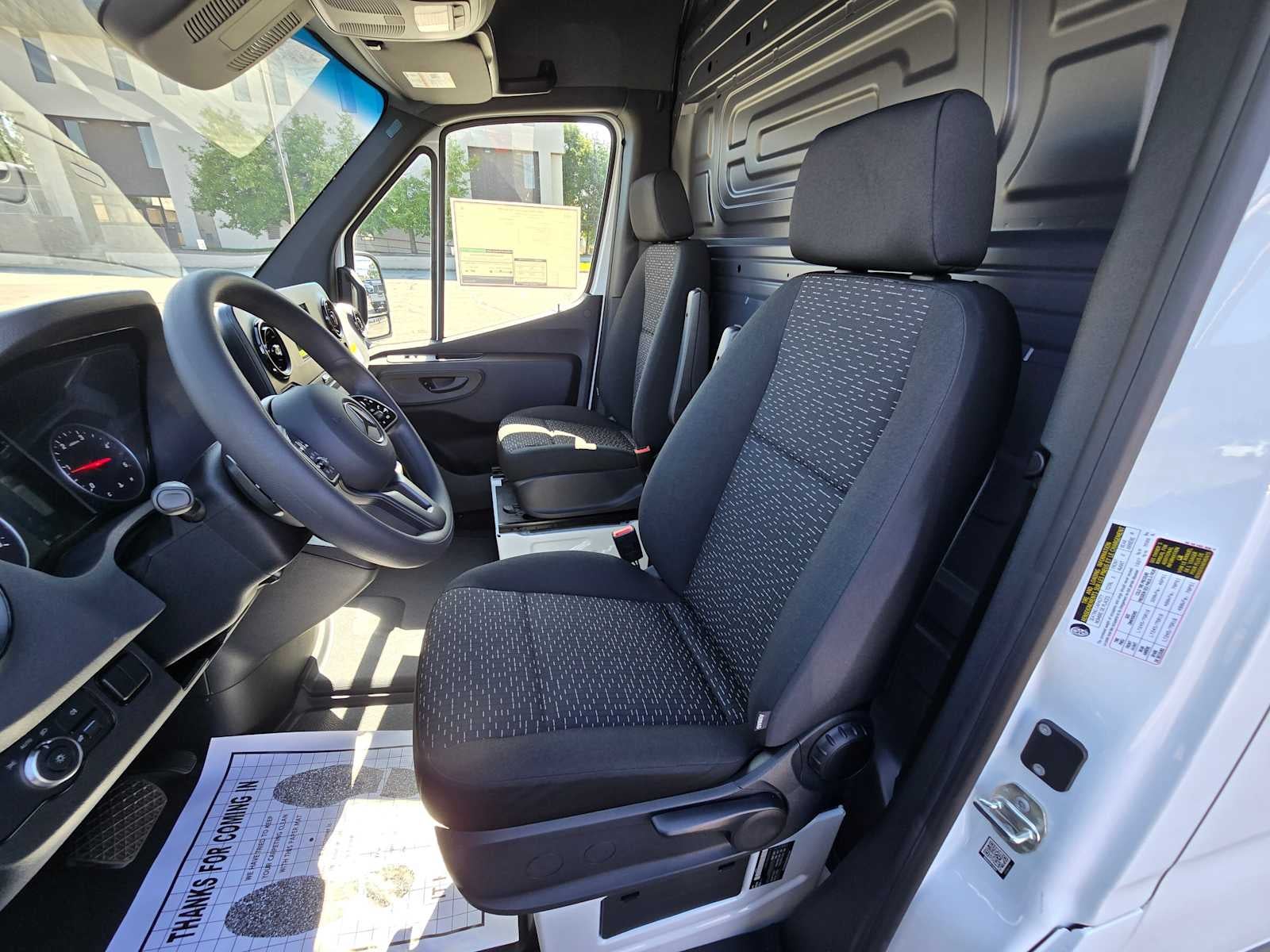 2024 Mercedes-Benz Sprinter Cargo Van 2500 High Roof I4 Diesel HO 170 RWD