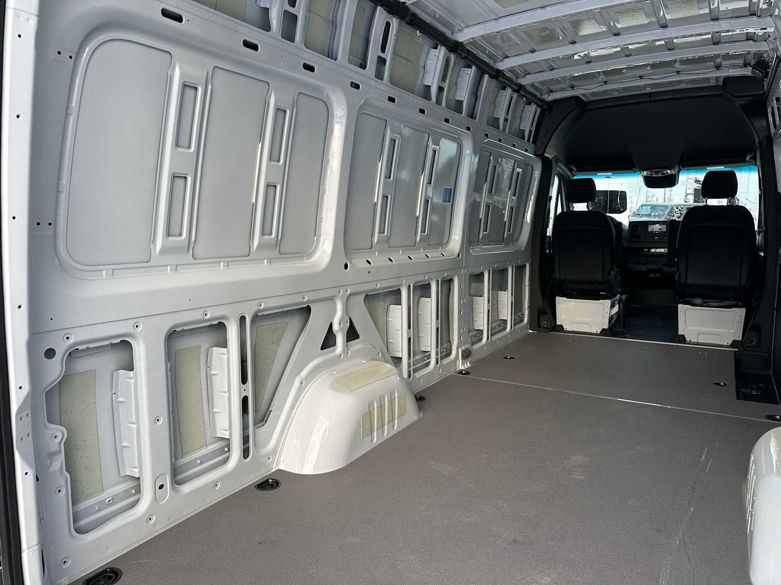 2024 Mercedes-Benz Sprinter Cargo Van 2500 High Roof I4 Diesel HO 170 RWD