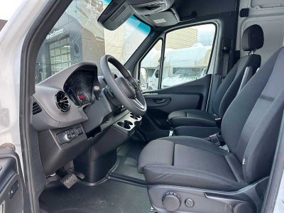 2024 Mercedes-Benz Sprinter Cargo Van 2500 High Roof I4 Diesel HO 170 RWD
