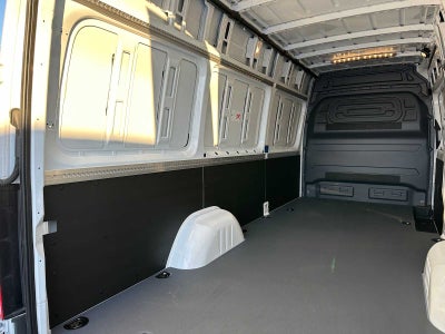 2024 Mercedes-Benz Sprinter Cargo Van 2500 High Roof I4 Diesel HO 170 RWD