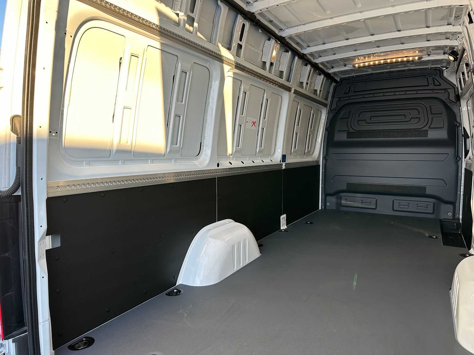 2024 Mercedes-Benz Sprinter Cargo Van 2500 High Roof I4 Diesel HO 170 RWD